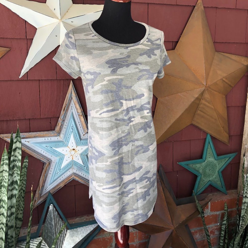 Q USA Camo Dress Size L